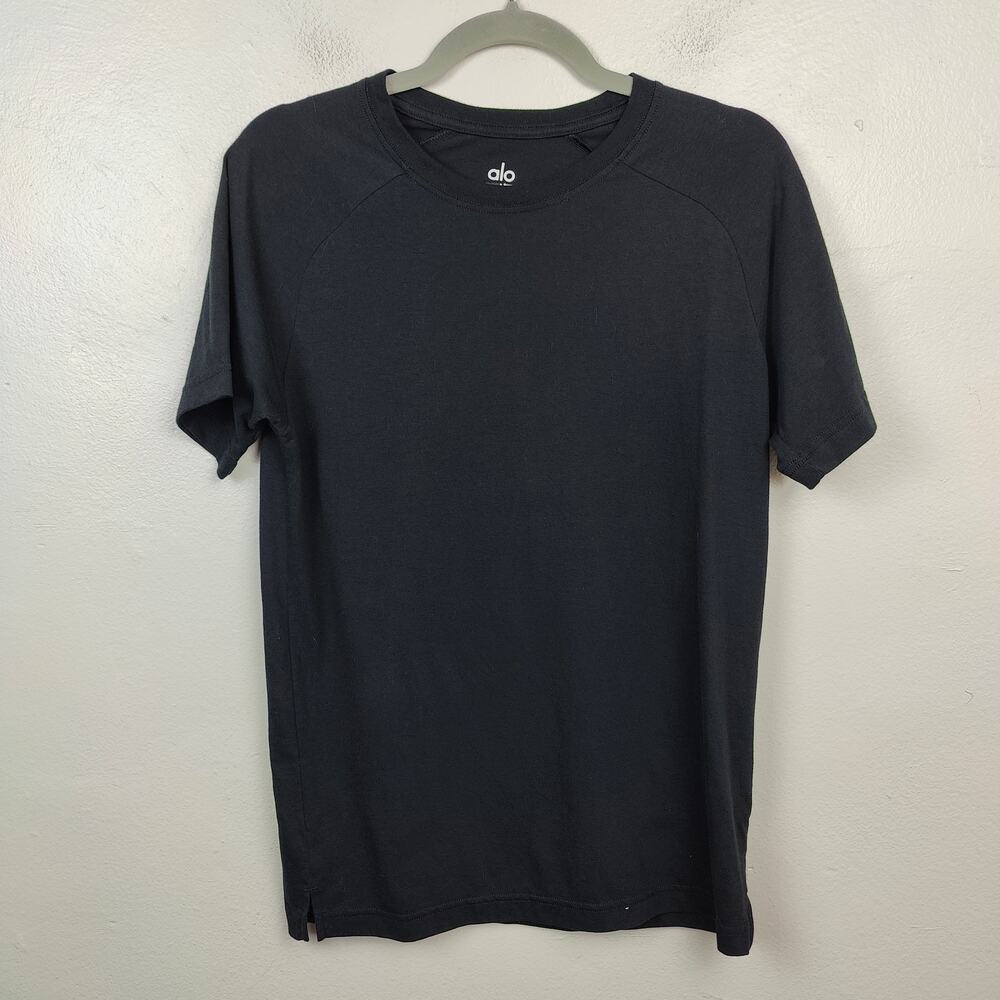 ALO Yoga Charcoal Short Sleeve Tee